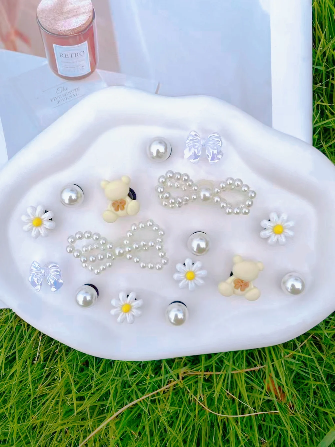 16 Stück beige Perlen, ABS-Perlenschleifen, Bär und andere DIY-Schuhschnallendekorationen, multifunktionales Schuhclip-Zubehör für – Detail 7