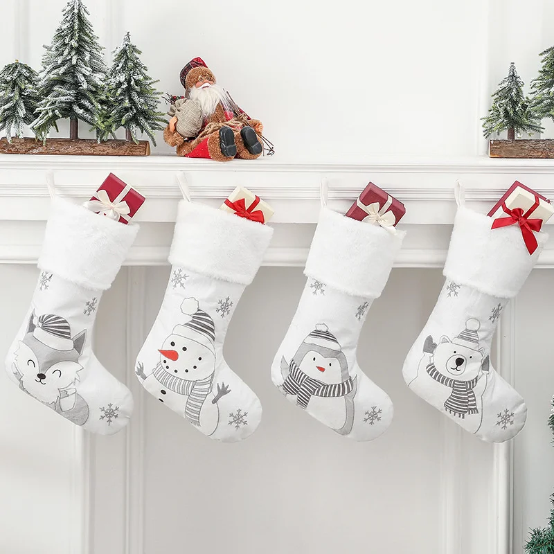 

Белые рождественские чулки с животными, пингвин, снежинка, снеговик, Рождественское украшение кулон-украшение для рождественской елки 2024, Новогодний подарок