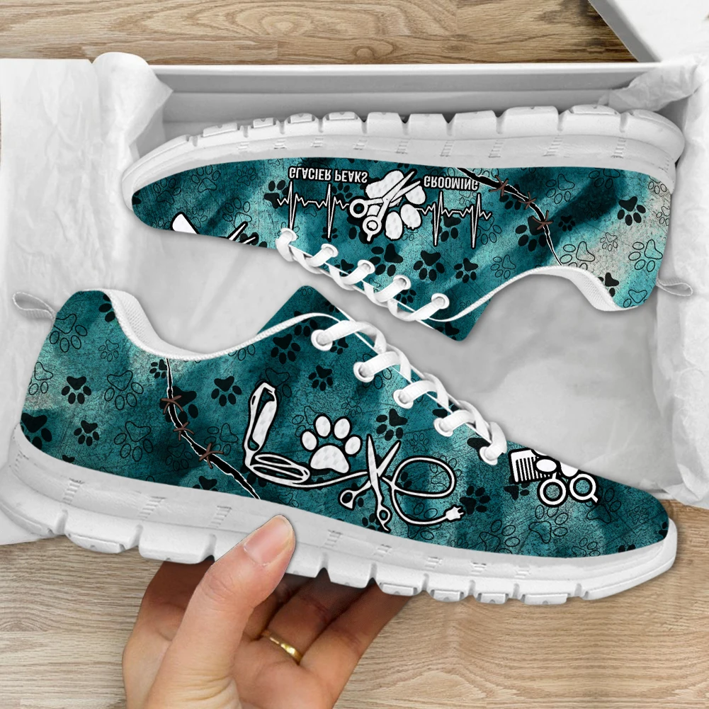 

INSTANTARTS New Dog Groomer Design Women's Casual Flats Plus Size 35-48 Sport Sneakers for Ladies Dog Paw Print Walking Footwear