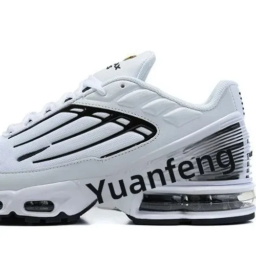 Air-Cushioned Running Shoes 1