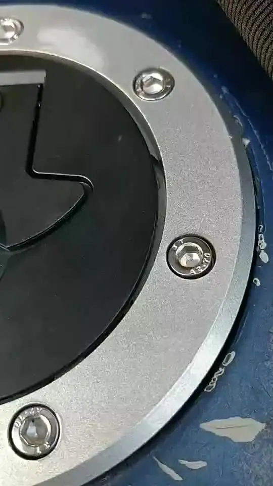 ZZR 600 Motorcycle ZXR750 ZX 7R ZX9R Fuel Gas Cap Cover Tank Lock