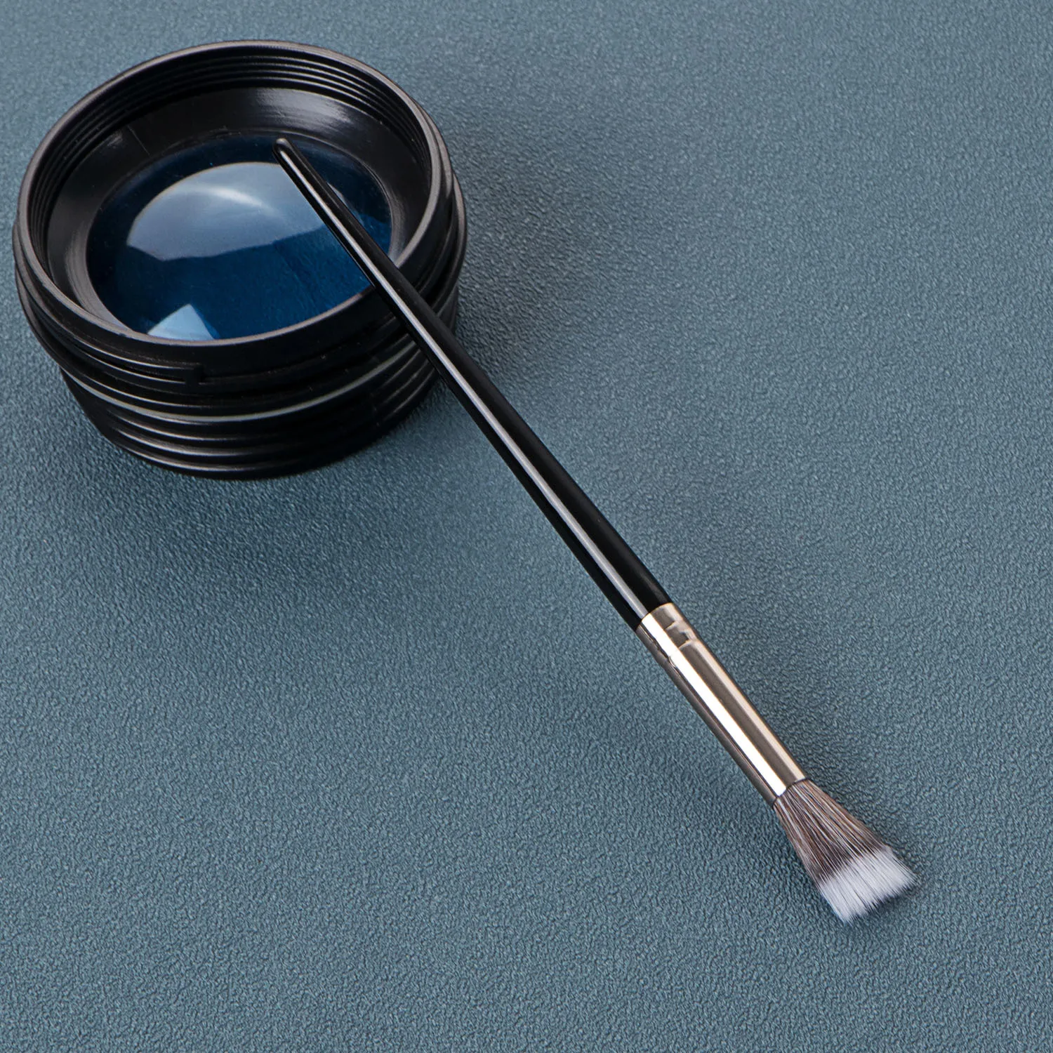 Q：How long after the order can be sent out?