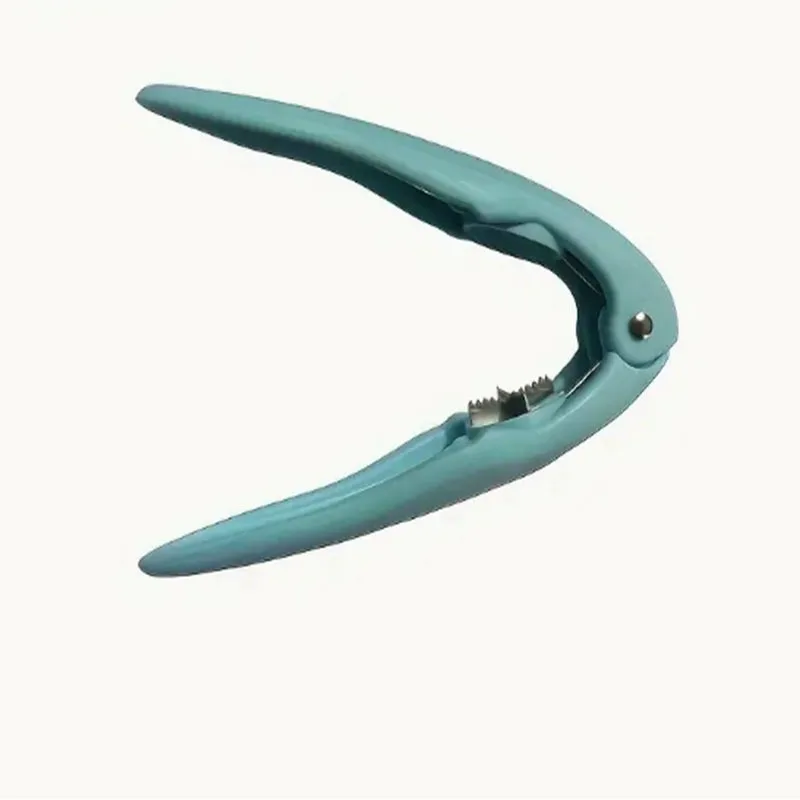 Description Picture 3 of item1pc Non-Slip Food Clip Chestnut Machine Kitchen Accessories Chestnut Cracker Opener Sheath Cutter Nuts Clip Walnut Pliers Tool