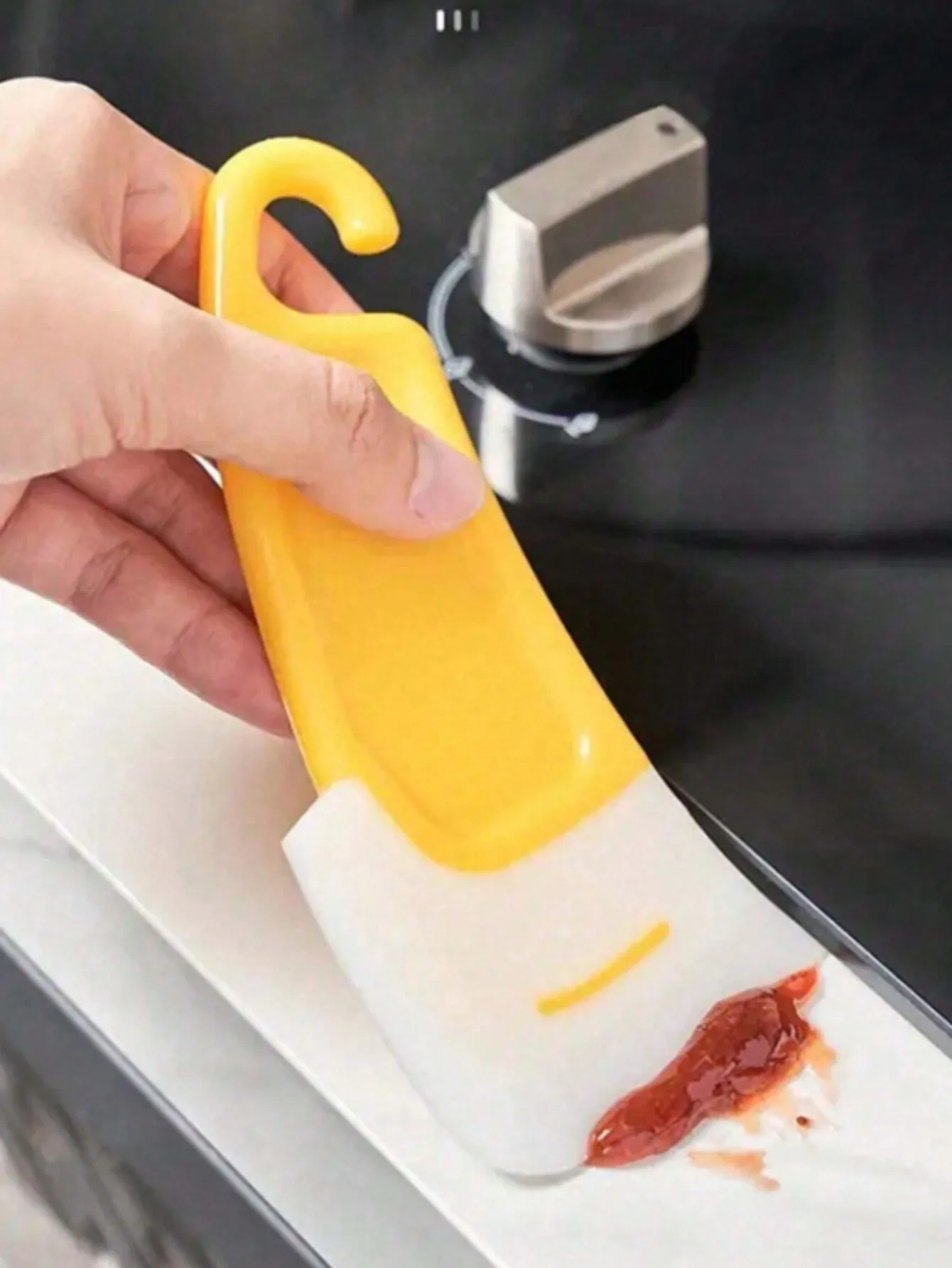 1pc Oil-Proof Silicone Pan Scraper Heat Resistant Kitchen Tool For Cleaning Flat Pan And Dish Bottom Barbecue Cleaning Tool