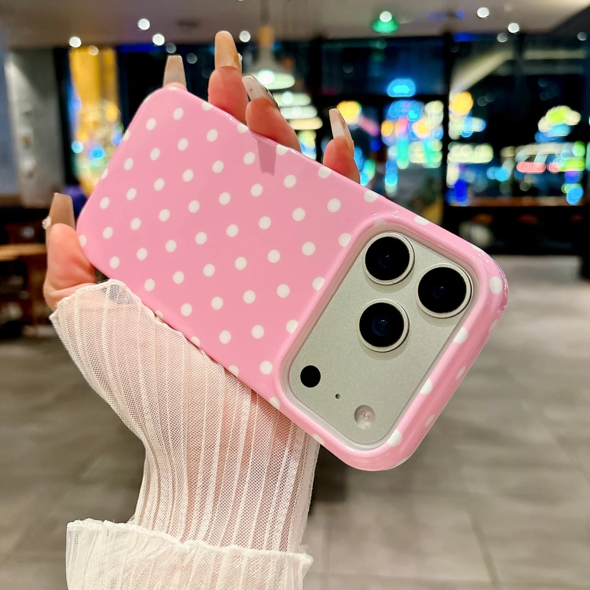 Retro Vintage Polka Dot Pattern Phone Bumper Case with Circular Wave Design