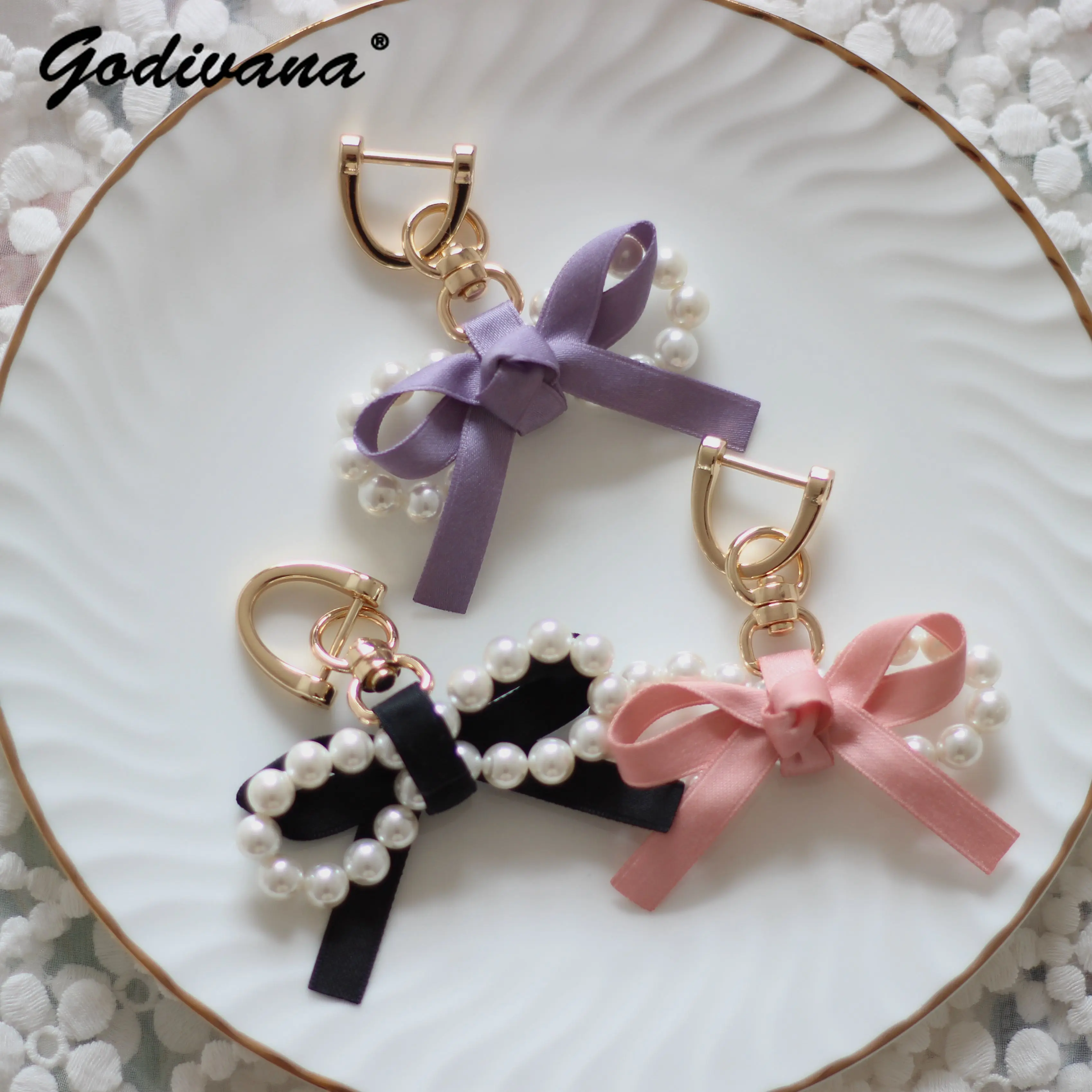 

Japanese Style Cute Fritillary Pearl Bowknot Car Key Ring Vachette Clasp Pendant Handmade Keychain Pink Ornaments Key Chains