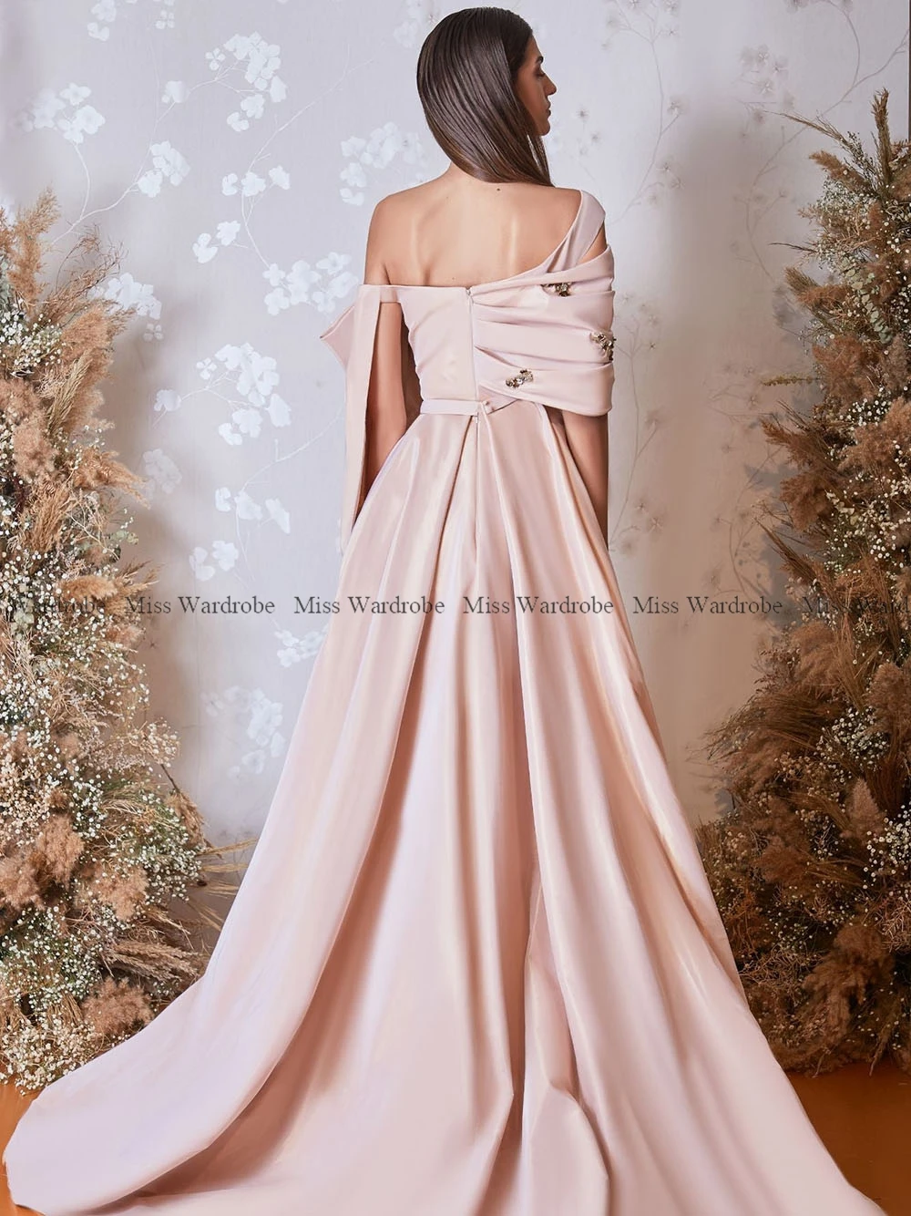 Robe De Soirée Longue ELIE SAAB - Taille 44 - Viscose Charbon - Manche Asymétrique (one Shoulder) - Neuf Avec étiquettes
