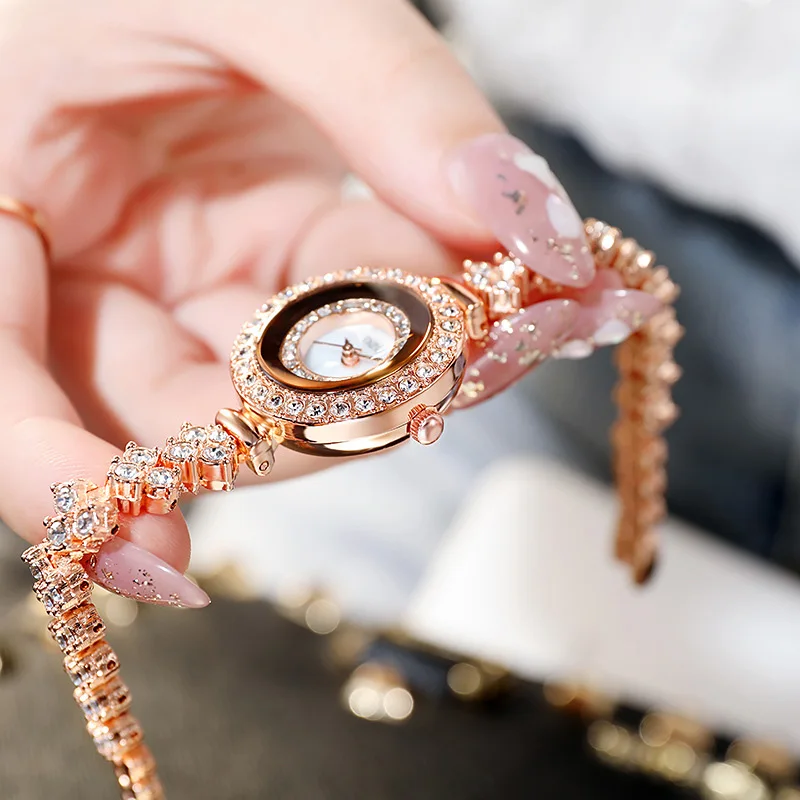 Diamond small dial spiral crown quartz watch casual simple temperament watch for women reloj mujer montre femme