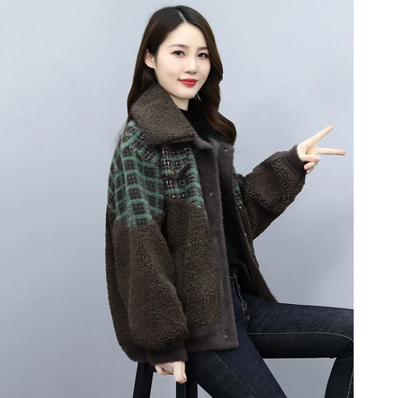 Plaid Imitation Lamb Wool Jacket Women Overcoat Autumn/Winter 2023 New Loose Short Stitching Thicke Warm Lambwool Coat Outwear