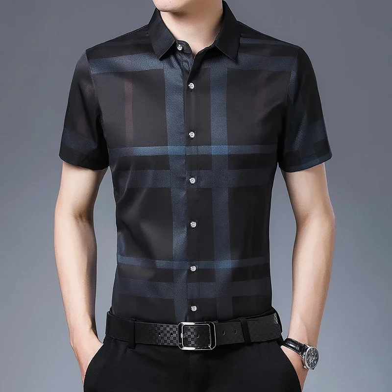 New Men's Business Casual Short Sleeved Printed Shirt with Wrinkle Resistance No Ironing Comfortable All Season Versatile Top 2