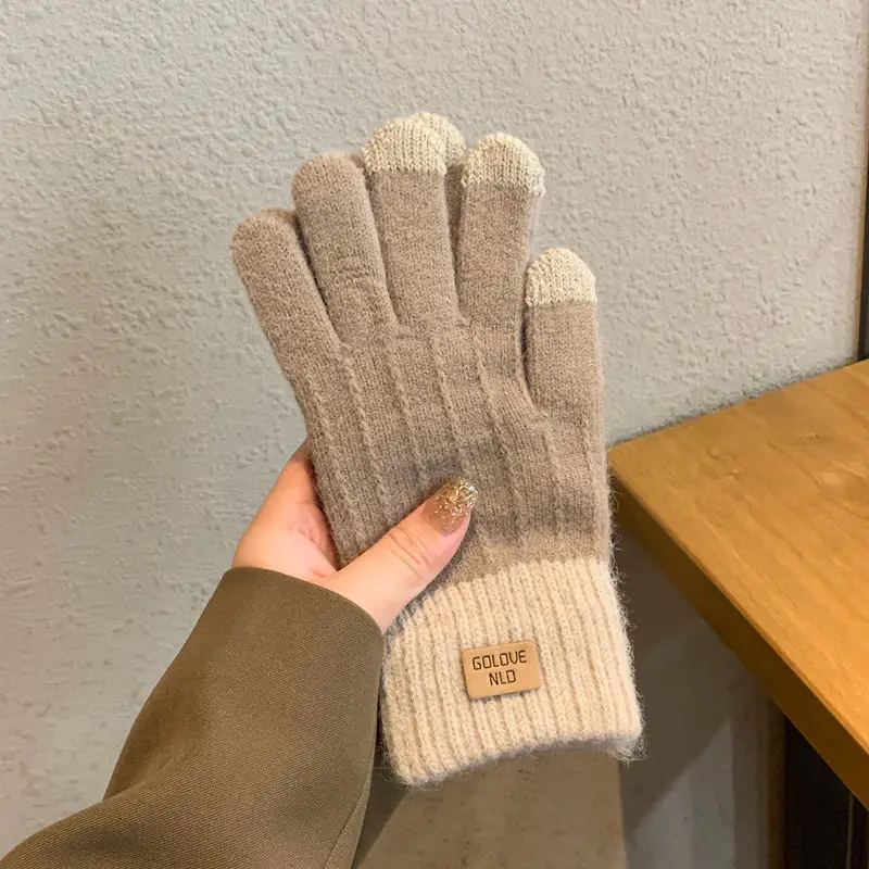 Women's Warm Plush Knitted Touchscreen Gloves - Fashionable Winter Outdoor Accessory