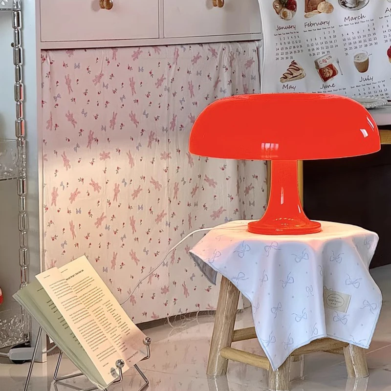 Mushroom Table Lamp Hotel BedRoom Lighting Desk Lamp Bedside Decoration Lighting Lamp Modern Minimalist Atmosphere Desk Light 2