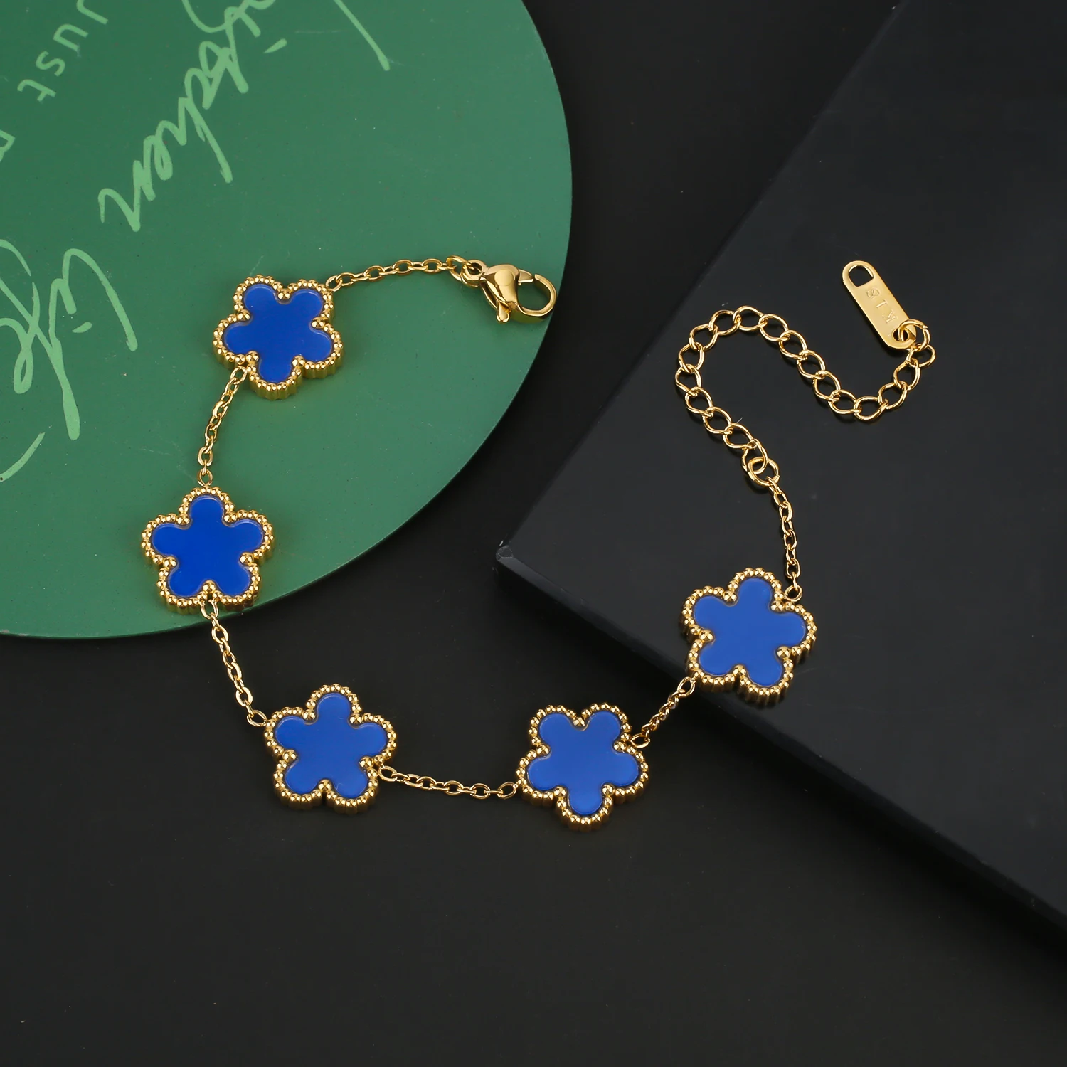 Bracelet 6