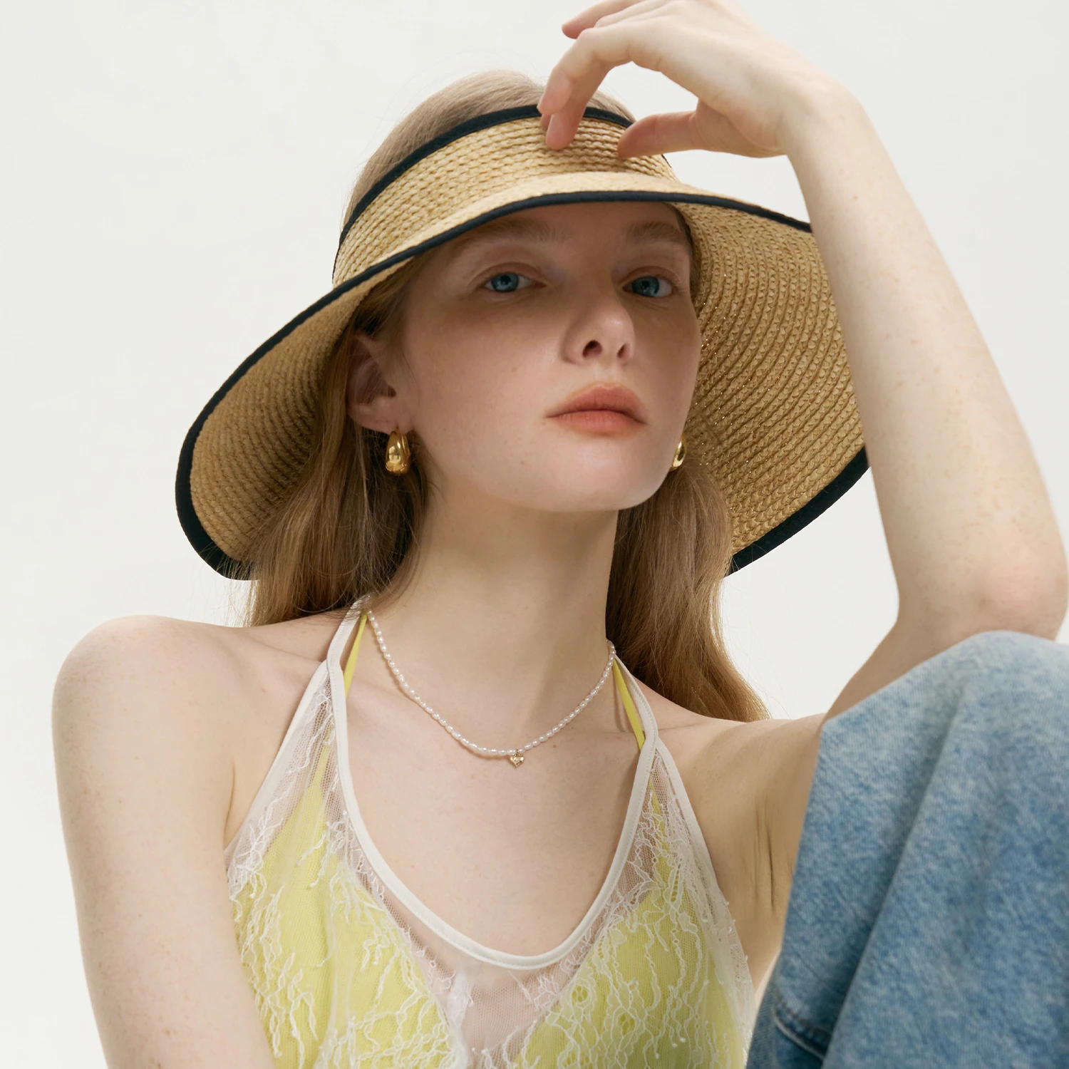 Women’s Summer Designer Straw Sun Hat Foldable Raffia Large Brim Hollow Top Beach Hat Safety Accessories Wide-brim hats