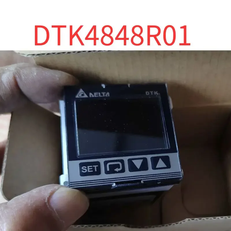 

Совершенно новый регулятор температуры DTK4848R01