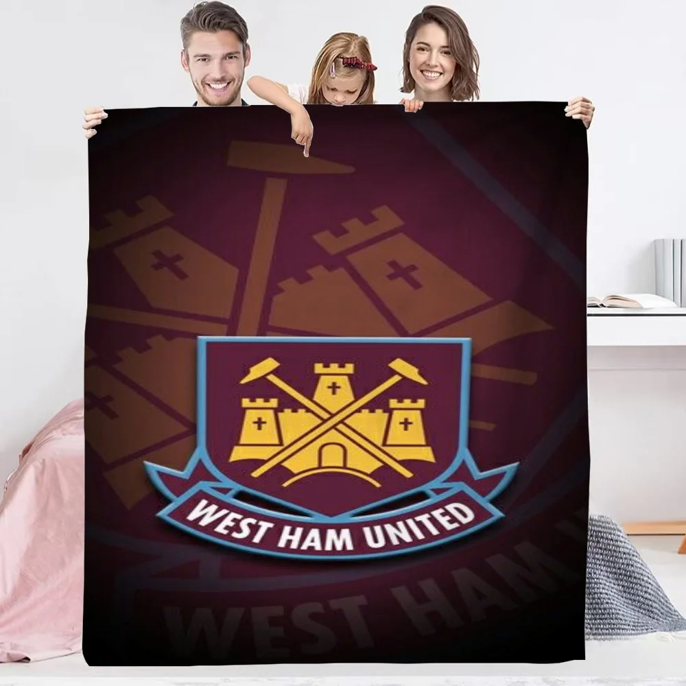 West Ham United Logo Cute Throw Blanket for Winter Blankets for Decorative Sofa Cover Blanket King Size Microfiber Bedding Plaid 2