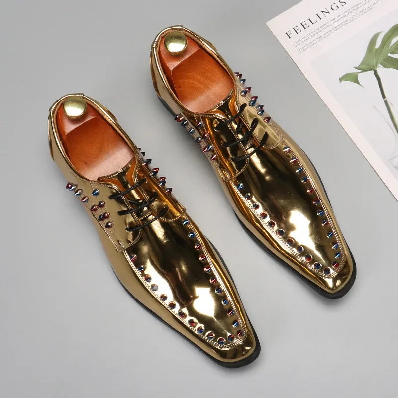 

Ботинки мужские кожаные блестящие с заклепками, P111