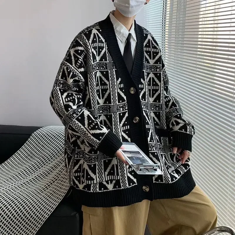 Description Picture 3 of itemHong Kong Style Autumn/winter New Loose-fit Vintage Printing V-neck Outerwear Knitted Sweater Cardigan Jacket Men's Fashion