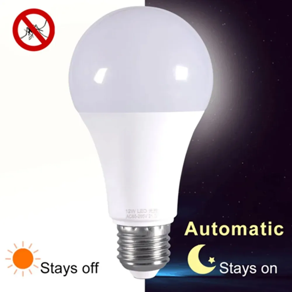 Smart LED Light Control Sensor Bulb for Patio and Garden - Auto ON/OFF Day and Night Lamp