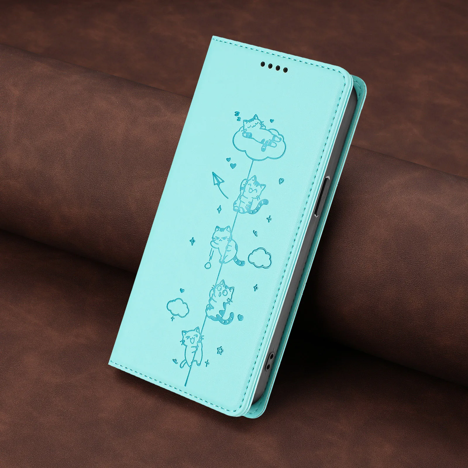 Chic Cat Phone Case: Magnetic Leather Flip Cover with Card Holder