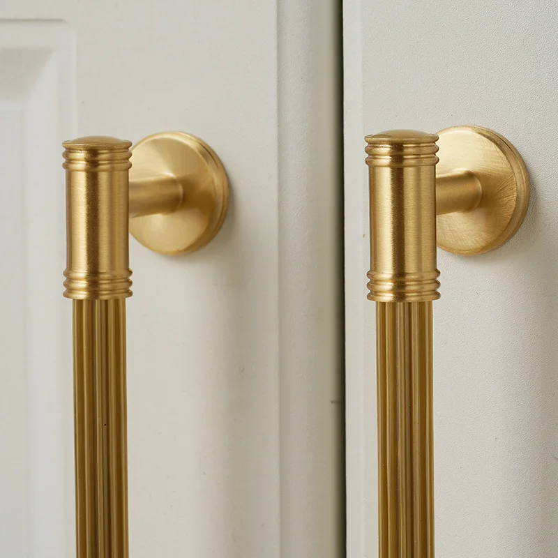 Description Picture 4 of itemFrench modern light luxury solid brass gold stripe long handle kitchen cabinet Pull handle drawer T handle