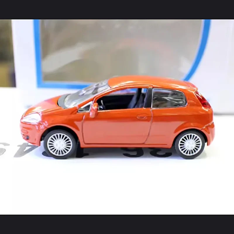 ミニカー Racing43 1/43 Fiat Punto Kit Car 2001 ミニカー