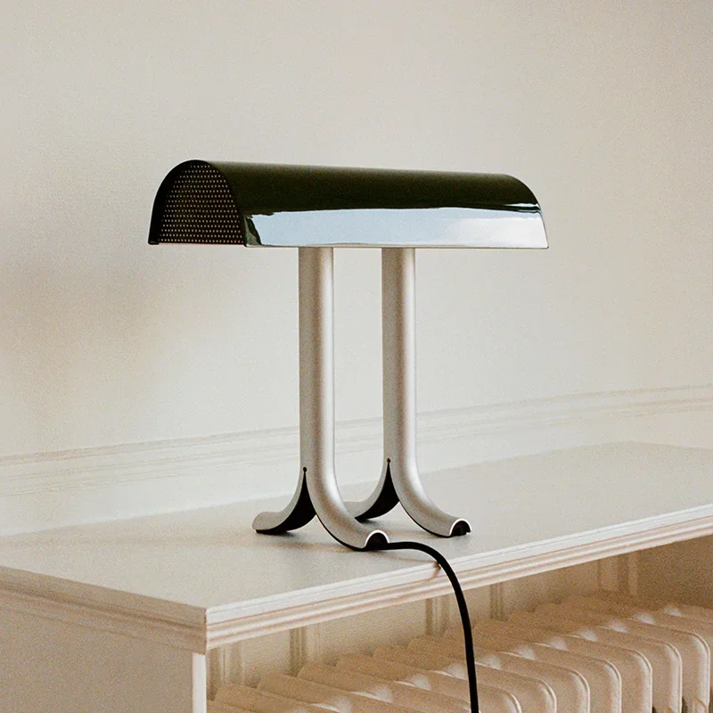 Description Picture 4 of itemNordic Danish designer desk lamp study desk bedroom bedside simple modern art atmosphereторшер напольныйlampara de pieمصباح ارضي