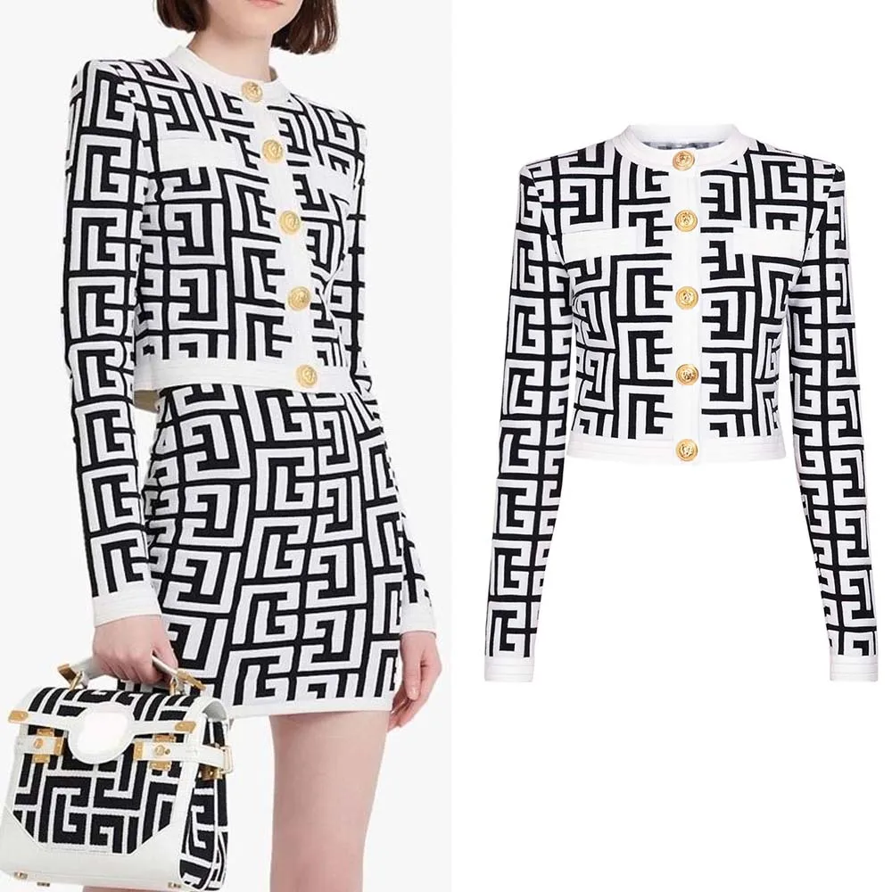 

Autumn And Winter 2022 New European And American Fashion Labyrinth Jacquard Sweater Top Lion Button Round Neck Cardigan Coat