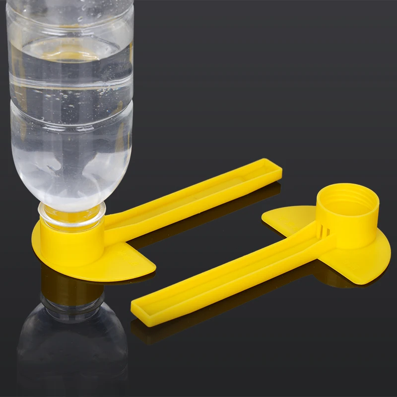 3/6/12pcs Beekeeping Bees Feeder Cap Plastic Water Feeding Fountains Drinkers Beehive Beekeeping Equipment Apiculture Supplies Beekeeping Tools Beekeeping Accessories Bees Water Feeder