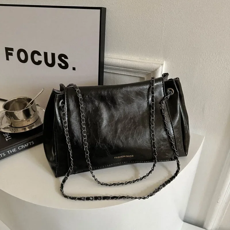 Large Capacity Crossbody Bag Women's Fashion Retro Autumn Chain Shoulder Crossbody Bag Casual Texture Small Square Shoulder Bag
