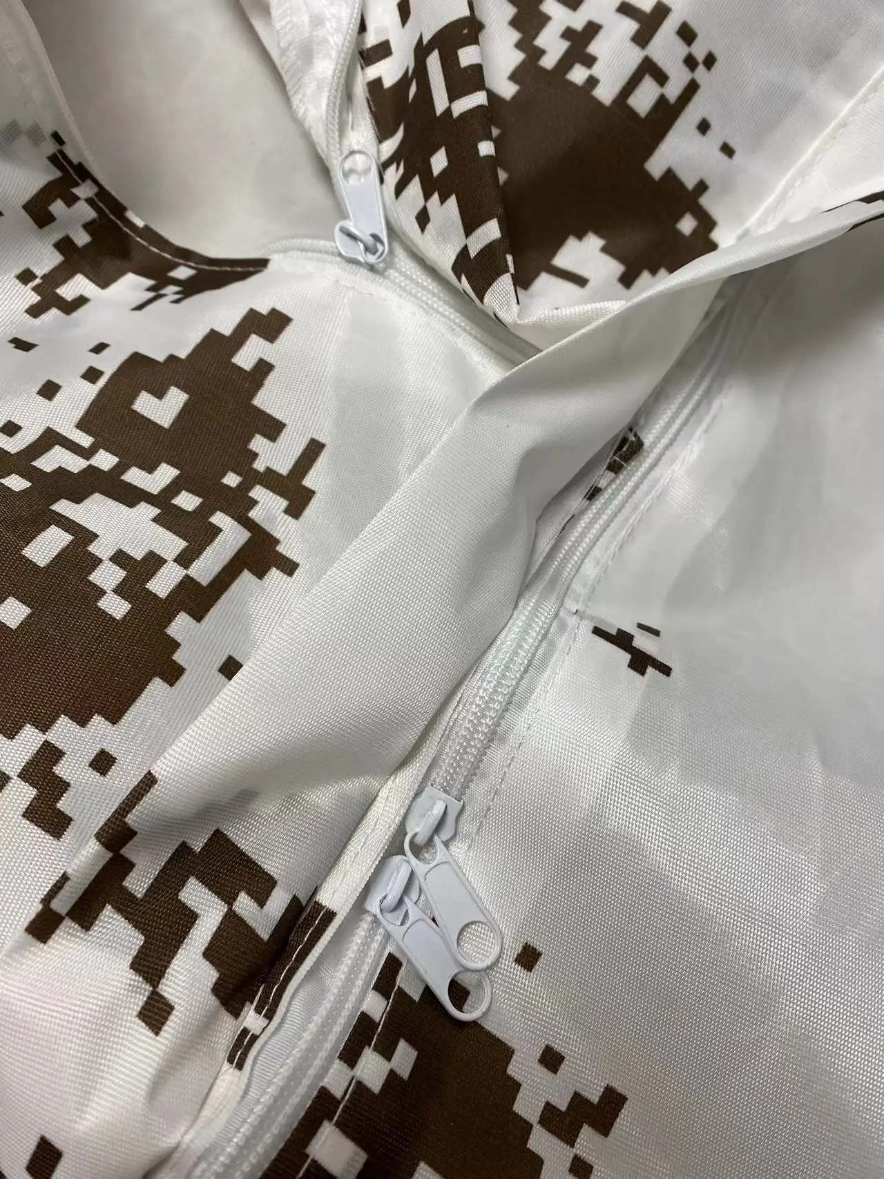Tactical Outdoor 3D Snow White Camouflage Clothing Clock Decoration Netting Ghillie Suit Hunting Blind Military