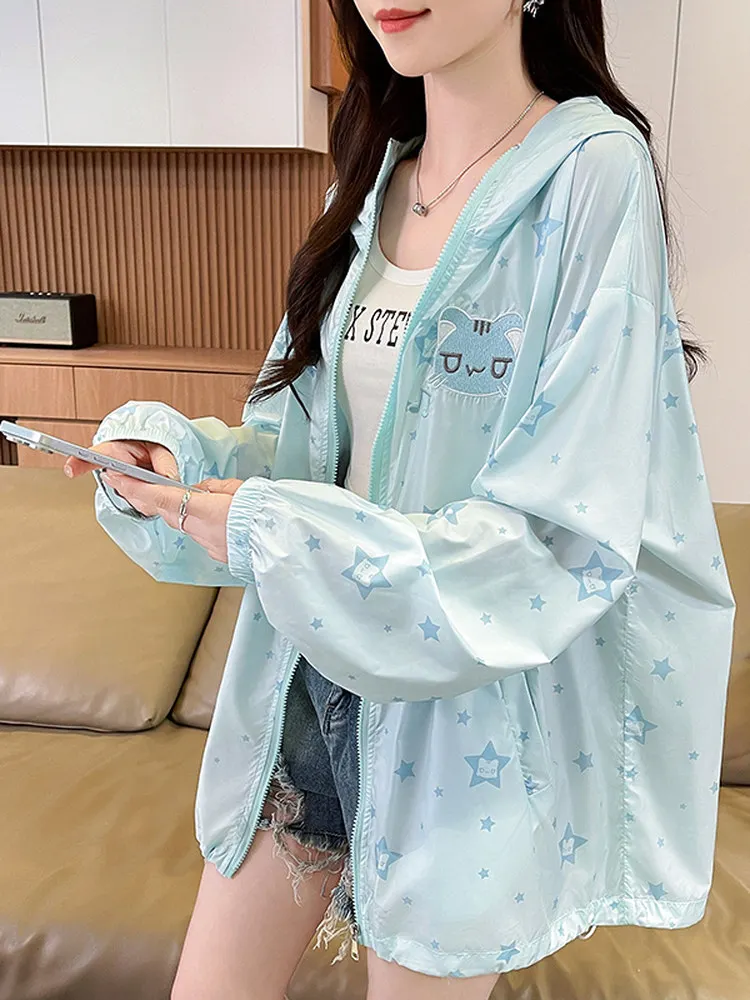 여름 새로운 여성의 느슨한 후드 태양 보호 의류 중학교 및 고등학생을위한 UV 보호 귀여운 야외 의류