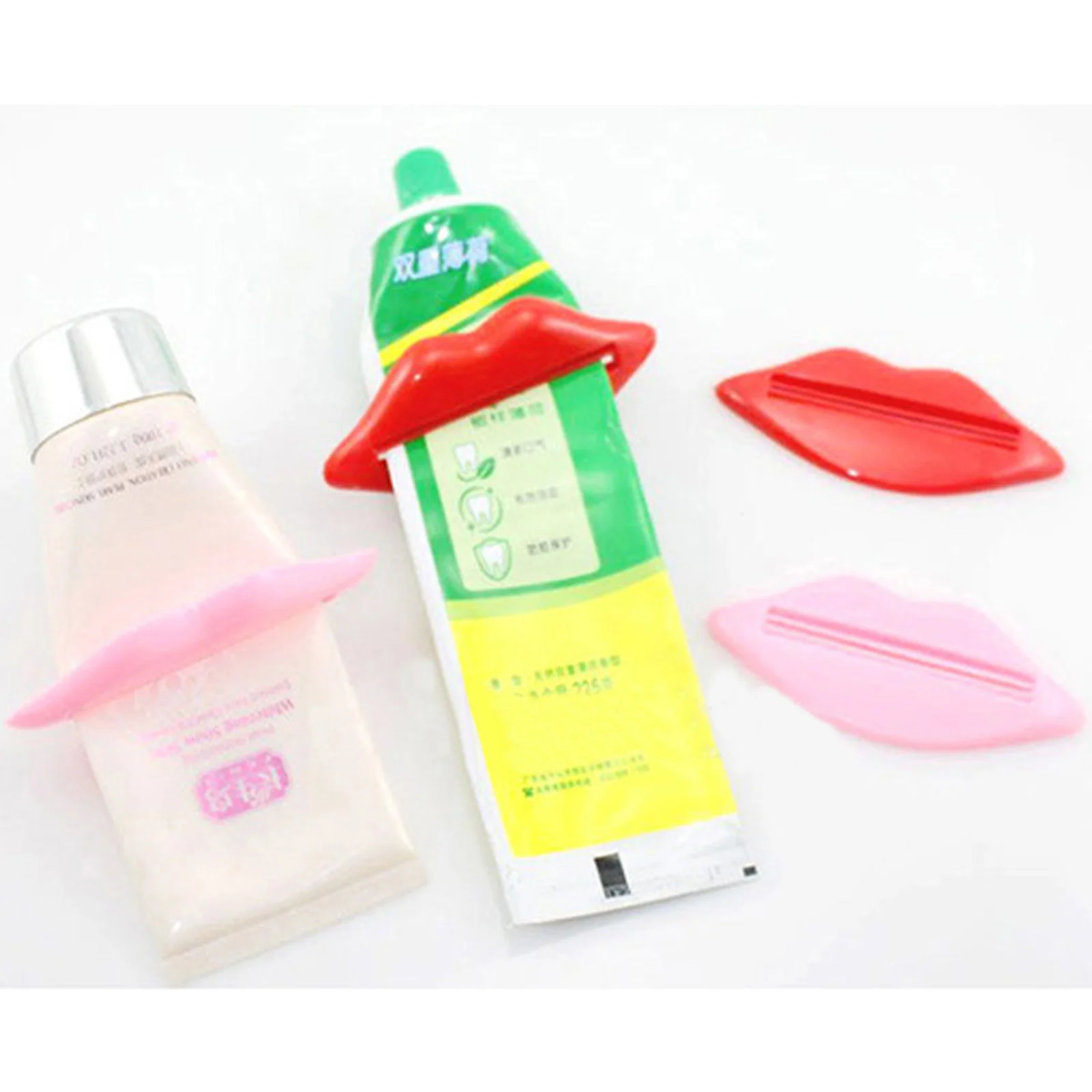 

3 Pcs Fun Lips Plastic Tooth Paste Dispenser Holder Rolling Tube Squeezer Toothpaste Bathroom Accessory Supplies Random Color