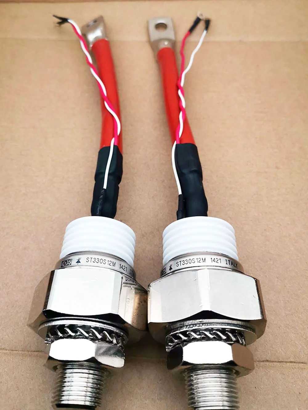 1PCS ST330S12M 사이리스터
