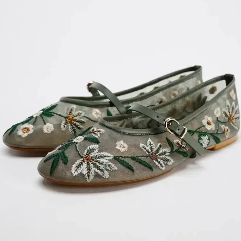 Flower Embroidered Mesh Flats Ballet Shoes Women Breathable Round Toe Retro Women Shoes Leisure Comfy Designer Mary Jane Shoes