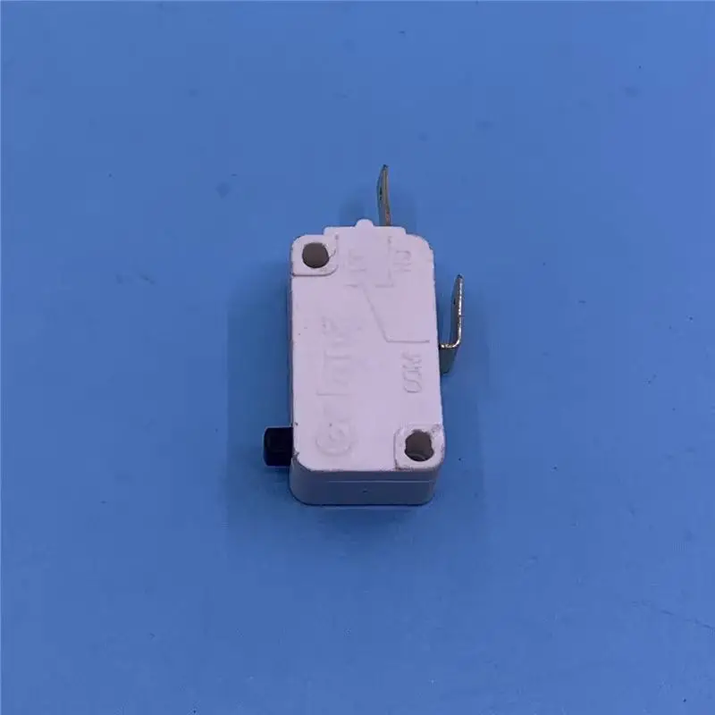 1PCS Micro Switch W-15-302C Normally Open For Galanz Midea Microwave Washing Machine