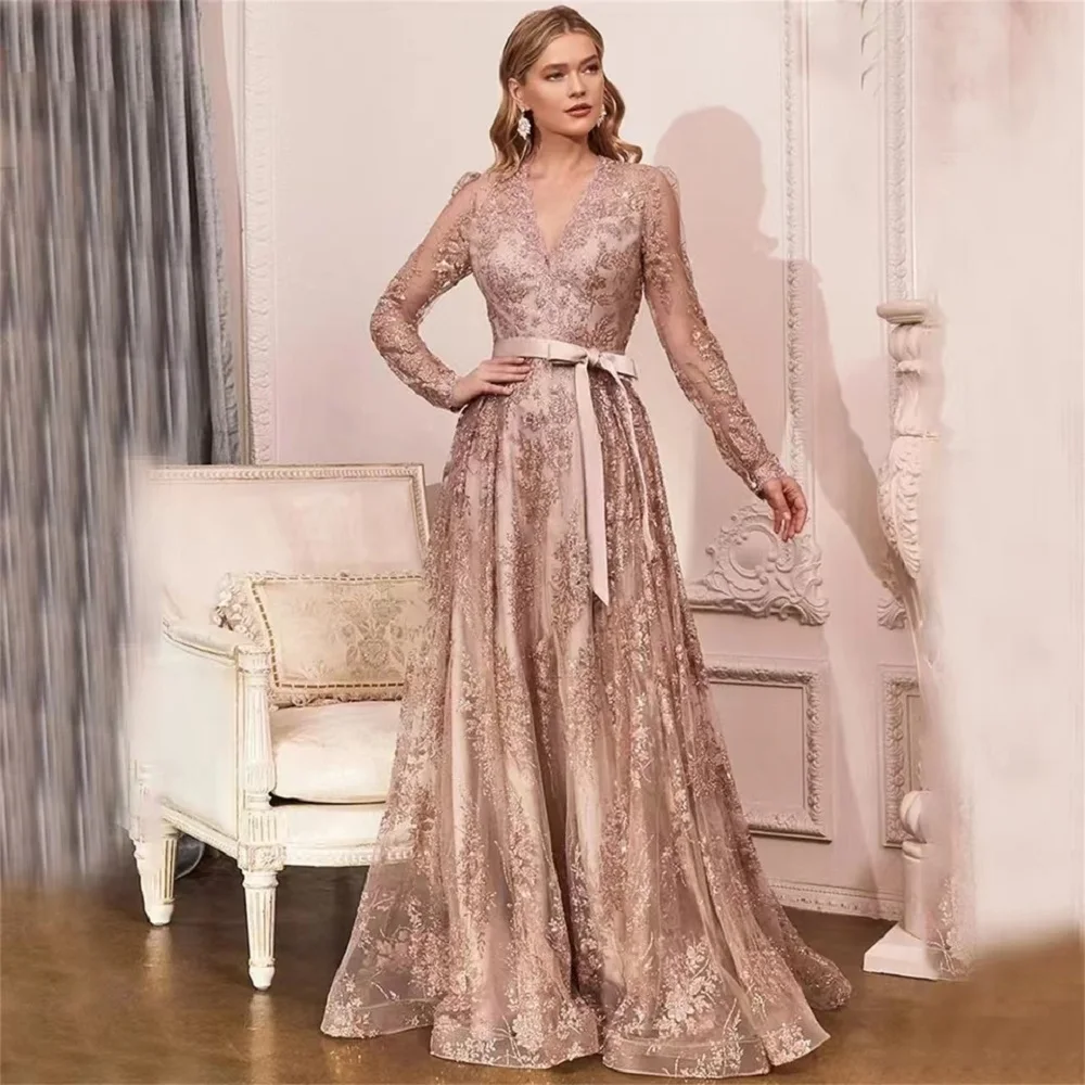 

Elegant Rose Gold Bow Belt V-Neck Mother of the Bride Dresses Illusion Long Sleeve A-Line and Floor Length Banquet Mom Gowns