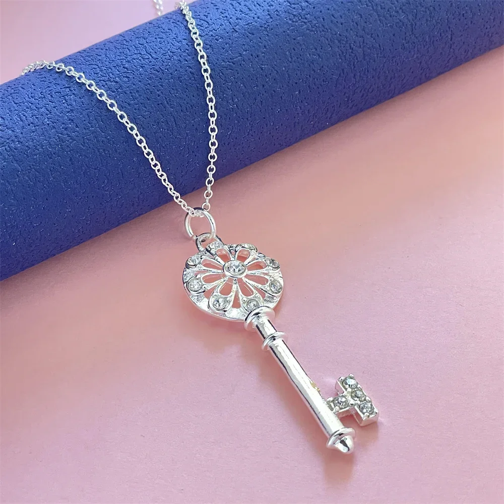 925 Silver Necklace With Round Key Inlaid Zircon Pendant, Suitable For Men And Women To Wear Daily