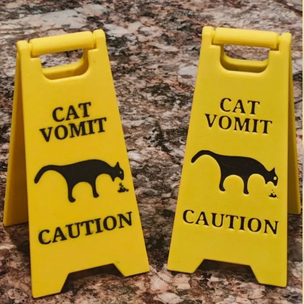 Lustiges Katzen-Erbrechschild, humorvolles Gartendekor-Warnschild, neuartiges Haustierliebhaber-Geschenk für Innen- und Außenbereich, Sicherheit – Detail 1