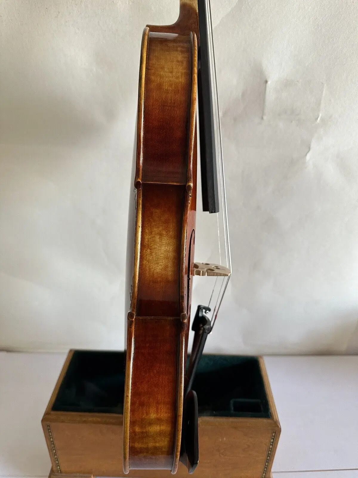 4/4 size Violin solid flamed maple back spruce top hand carved nice sound K3161