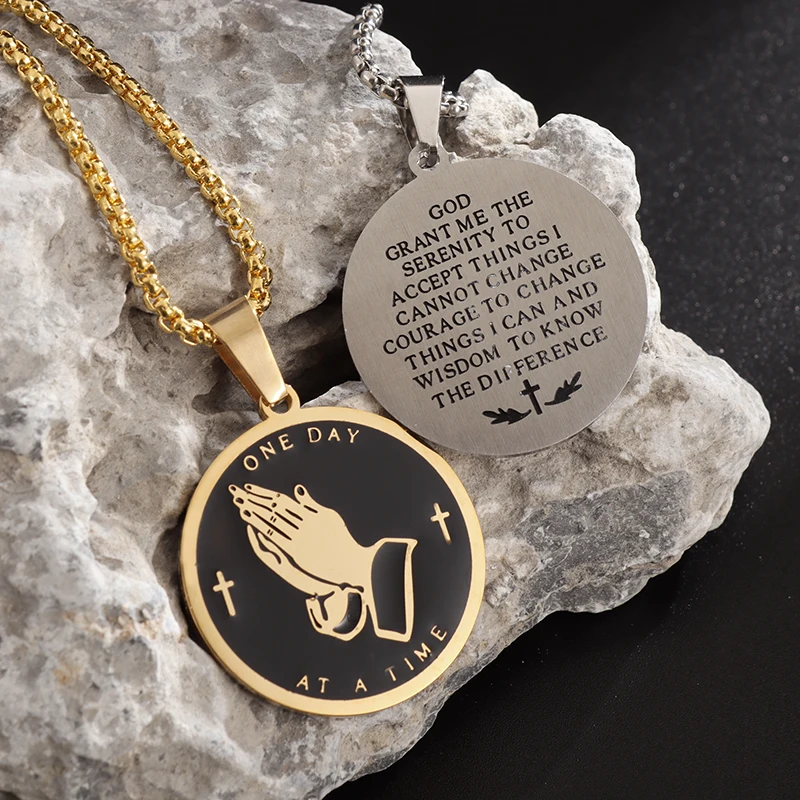 

Classic Fashion Stainless Steel Badge Engraved Praying Hands Pendant Necklace for Men Women Prayer Amulets Jewelry Wholesale