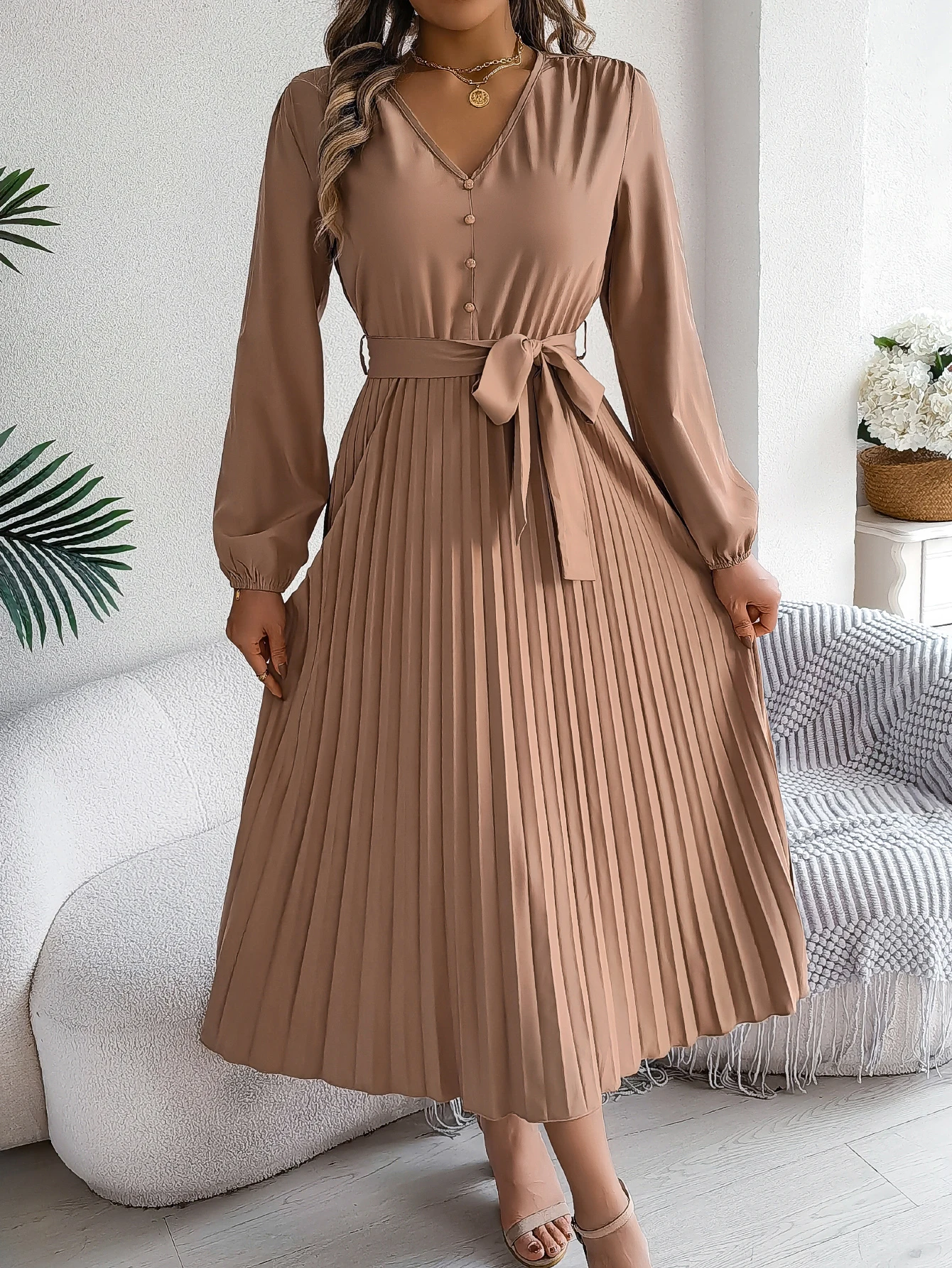 Elegant Long Sleeved Lace Up Pleated Dress for Women