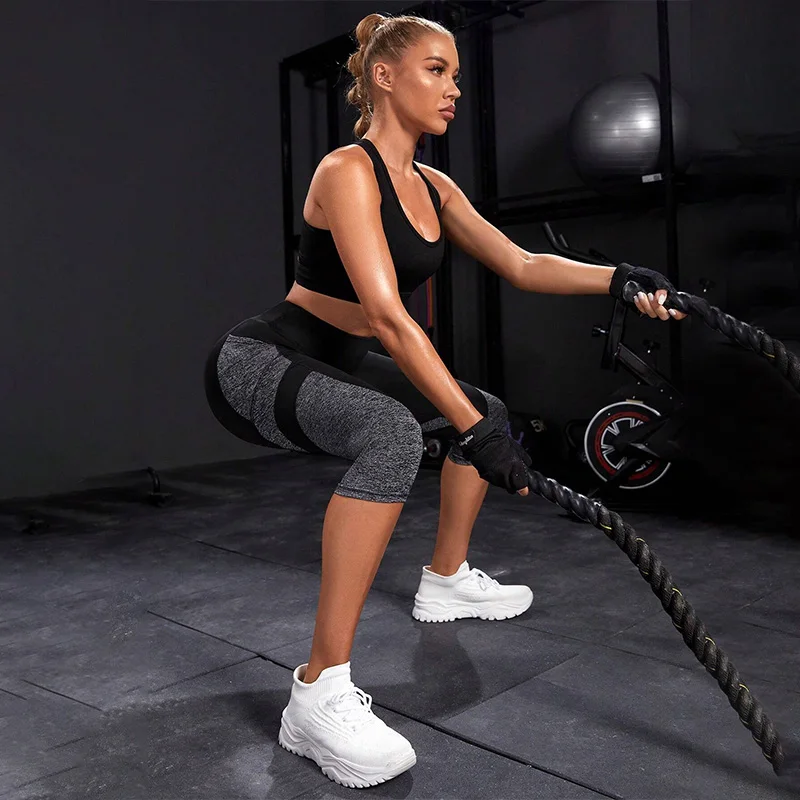 Colorblocked High Waist Yoga Pants Capri Leggings with Pockets for Women Tummy Control Workout Capri Leggings for Women 5