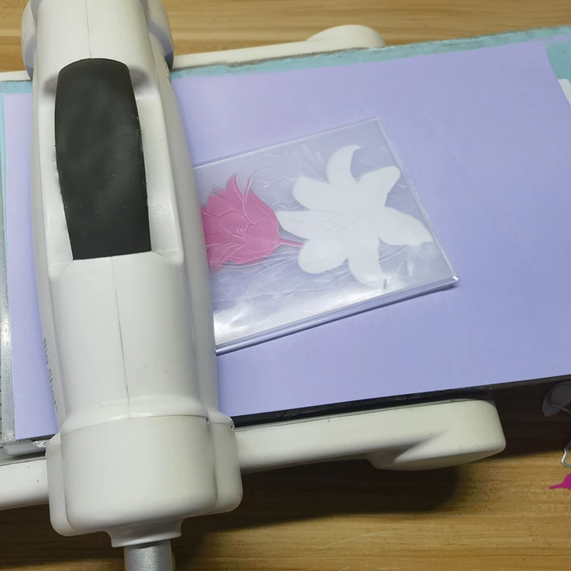 새로운 아름다운 백합 꽃 3d 구호 폴더 및 Diy 만들기 인사말 카드, 종이 스크랩북, 스탬프 무료 금속 절단 Mo