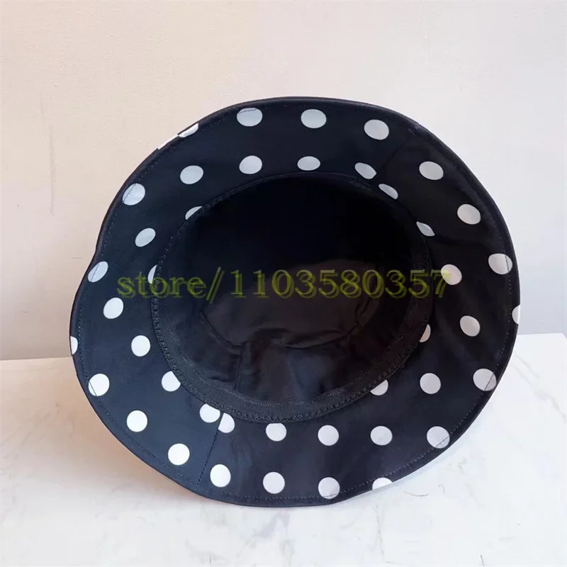 Dot Design Bucket Hat 389132 Men New Fashion Solid Color and Women\'s Leisure Fisherman\'s Hat Summer Outdoor Sunshade Beach Hat