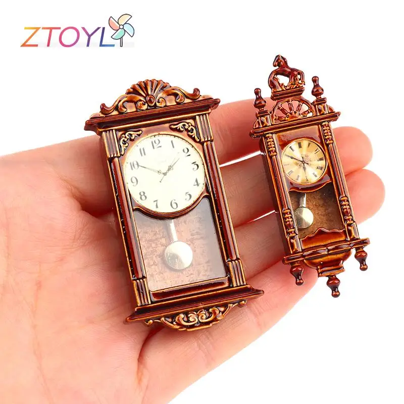 

1PC 1:12 Dollhouse Miniature Wall Clock Play Doll House Miniaturas Home Decor Accessor Toy Pretend Play Furniture Toy