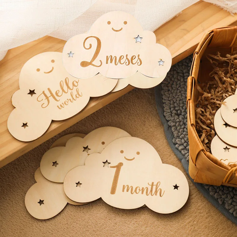 English&Spanish Wooden Baby Milestone Number Month Memorial Cards Items  Cute Cloud Shape Newborn Photography Accessories Props 1