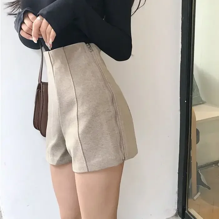 Рисунок 2 - Женские шерстяные шорты с высокой талией