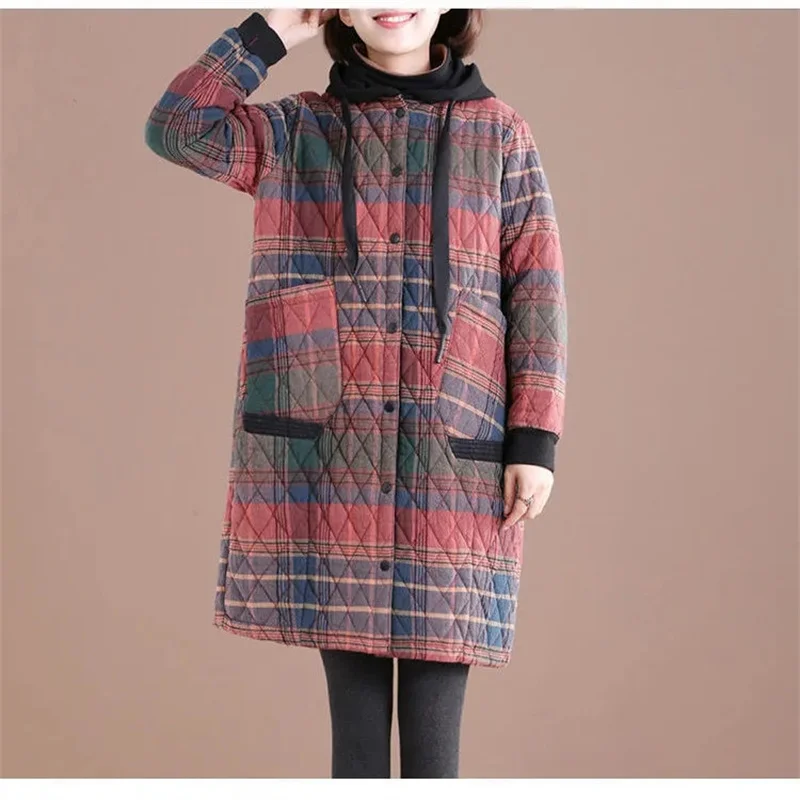 

2023 Winter New Korean Version Loose Fat MM Slim Plaid Hooded Foreigner Casual Cotton Coat Women's Mid length Commuter Splice