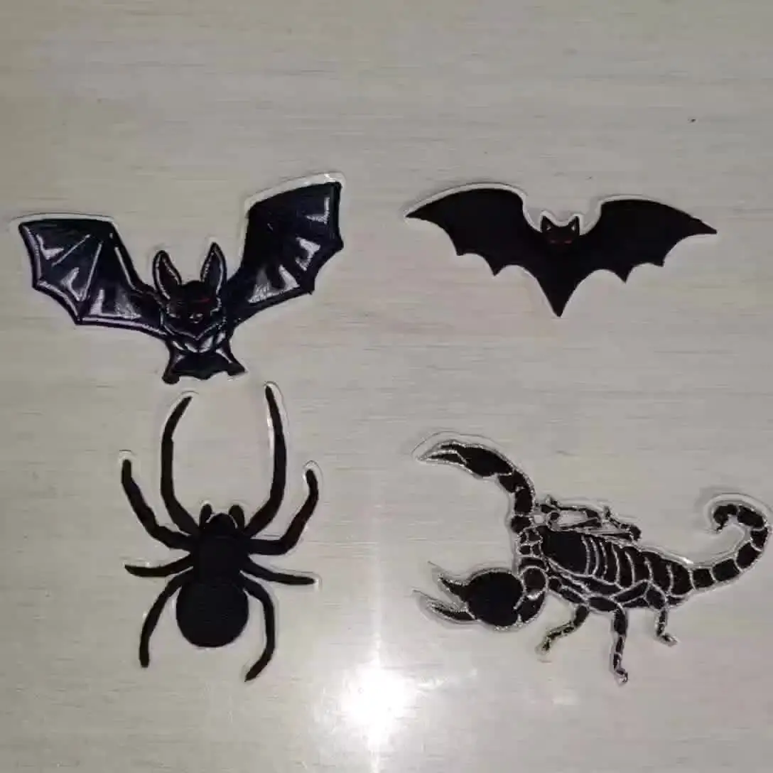 蜘蛛、サソリ、コウモリ、黒い動物の模様の粘着パッチ、衣類用